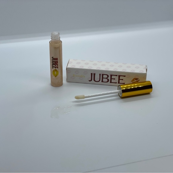 Organic Gold Shimmering Lipgloss, Gluten Free,Moisturizing, Vegan - Picture 2 of 5